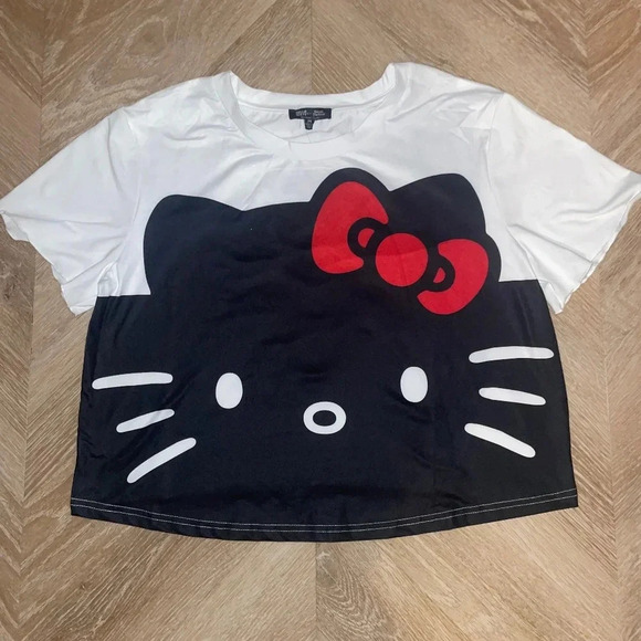 Unique Vintage Tops - Hello Kitty X Smak Parlour Crop Top T-Shirt